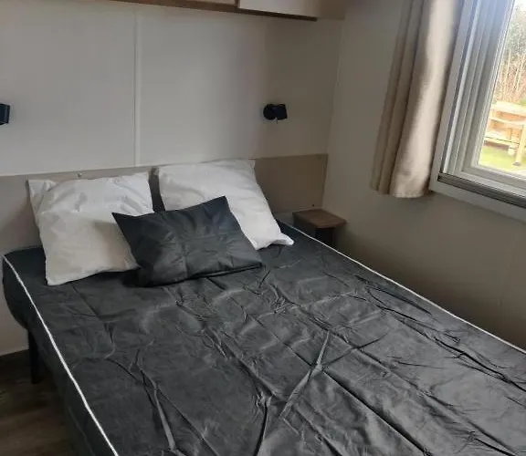 Super Mobil-home Aux Sables Du Midi Kamp alanı *